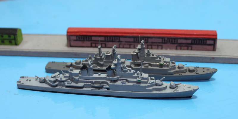 2 Zerstörer "Hamburg"-Klasse (je1 St.) D 197x Hansa S 97